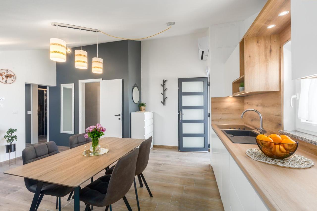 Apartments Residence Radovan 1 포레치 외부 사진