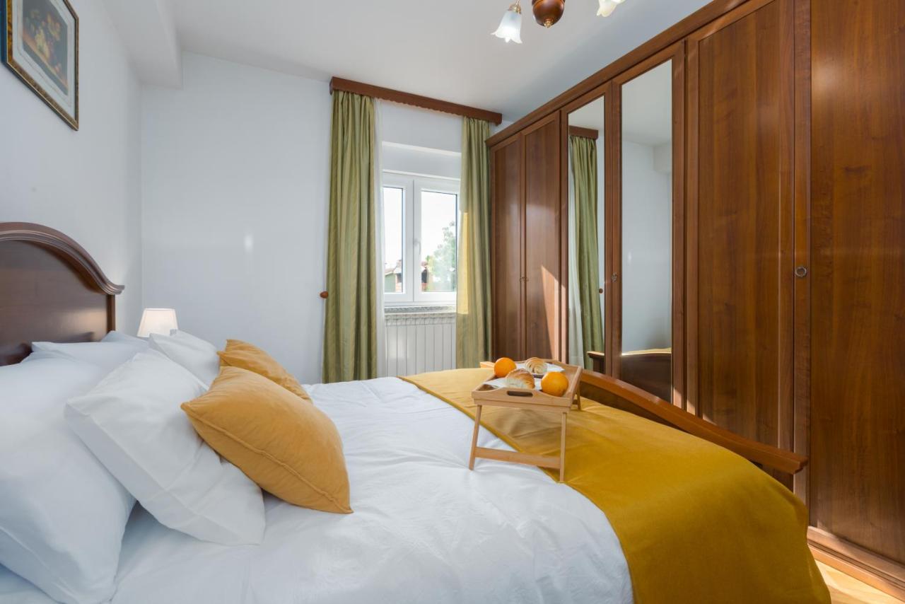 Apartments Residence Radovan 1 포레치 외부 사진